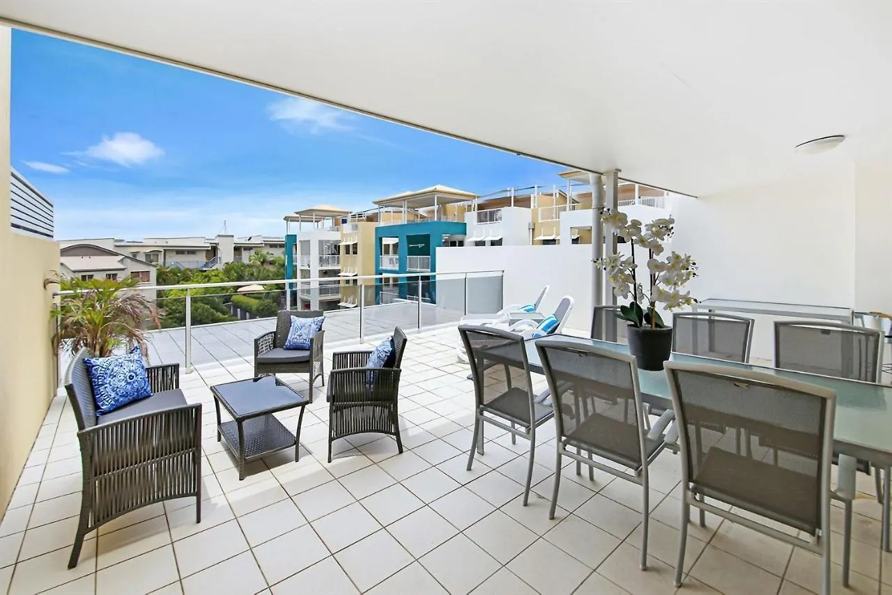 Central Coolum Penthouse With Rooftop Terrace Coolum Beach Apartman